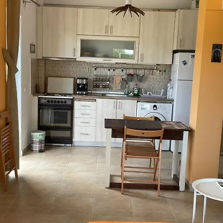 דירה Seaview Lovely One Bedroom