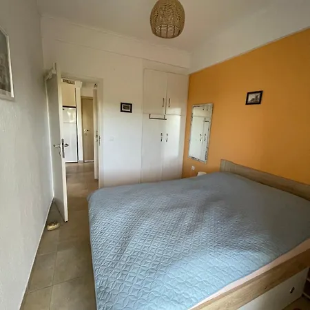 Seaview Lovely One Bedroom *