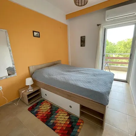 Seaview Lovely One Bedroom Daire