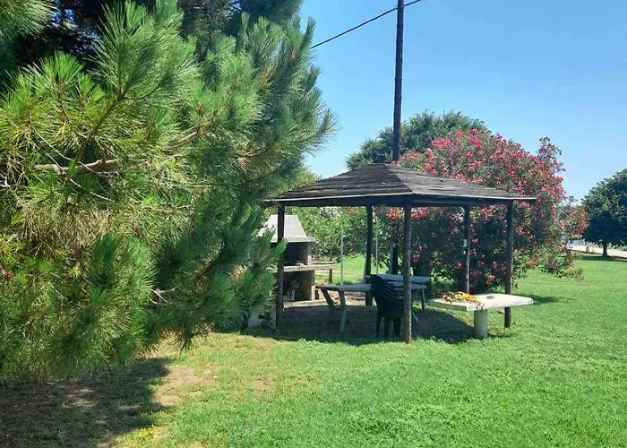 Seaview Lovely One Bedroom *