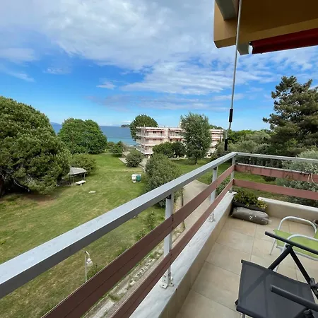 Seaview Lovely One Bedroom